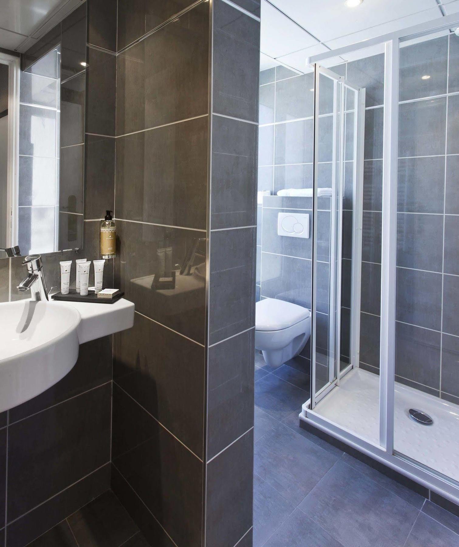 Hotel Du Prince Eugene Párizs Kültér fotó