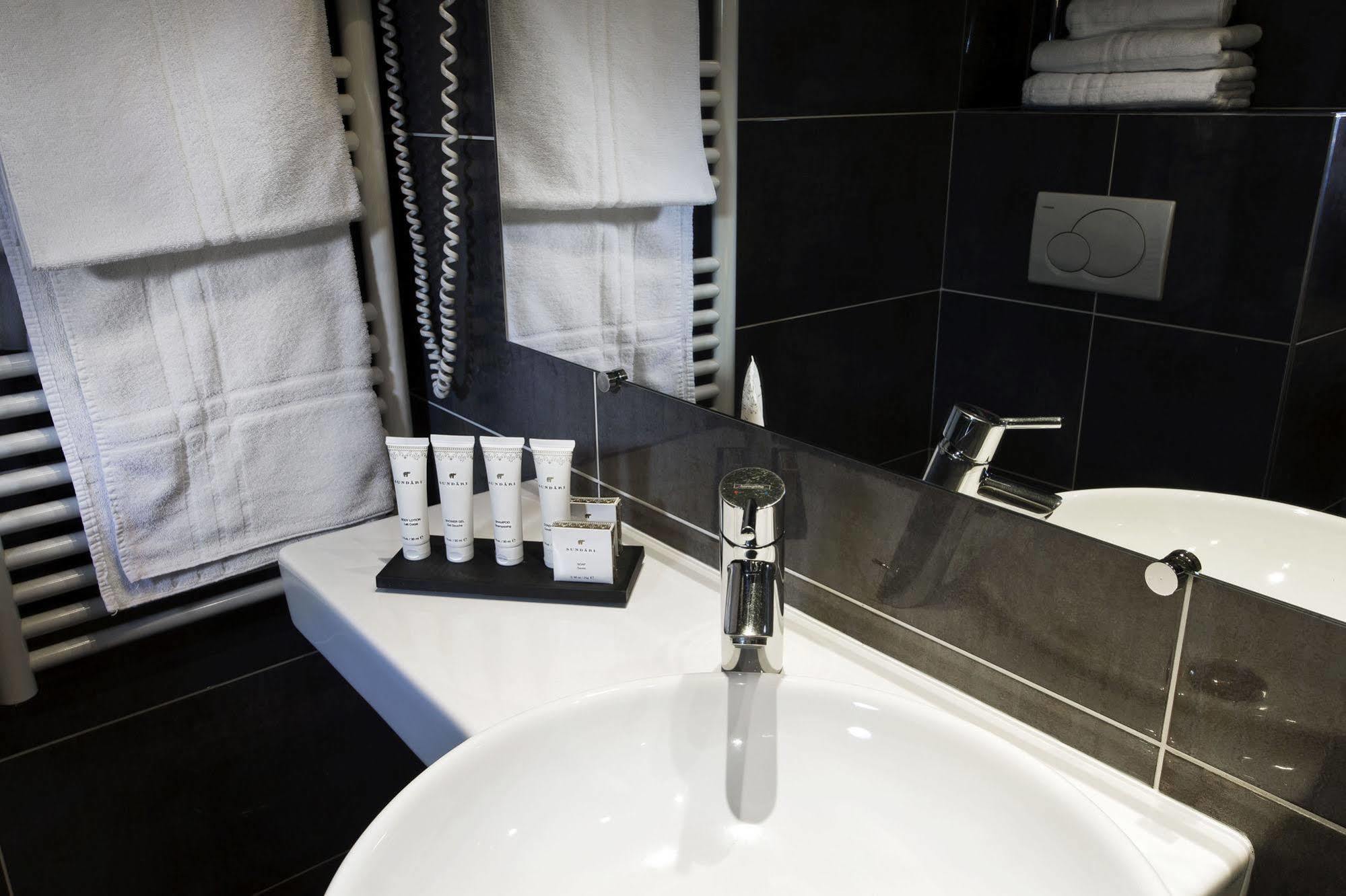Hotel Du Prince Eugene Párizs Kültér fotó