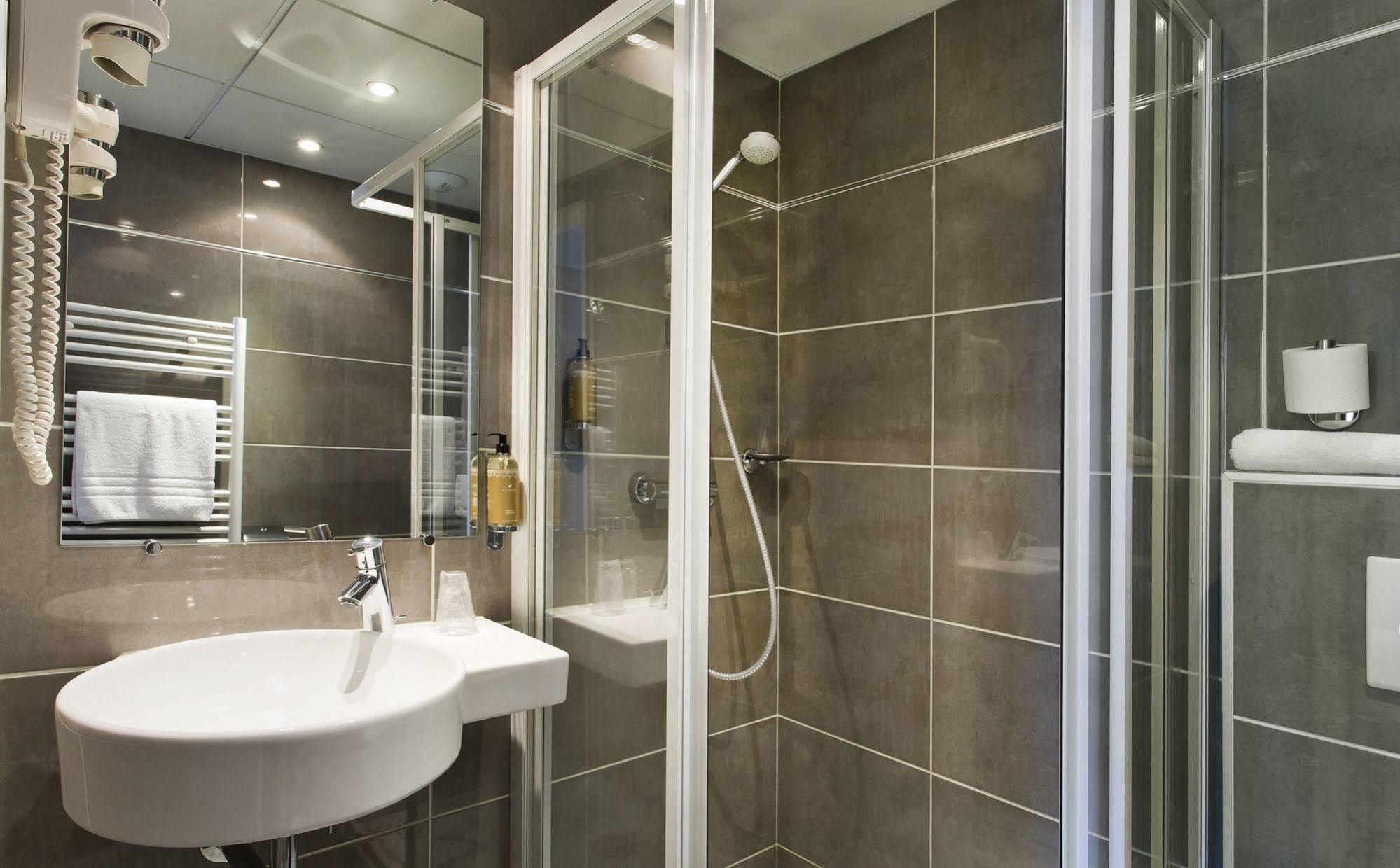Hotel Du Prince Eugene Párizs Kültér fotó